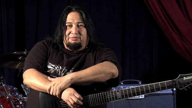 Dino Cazares