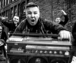 Watch The Dropkick Murphys St. Patrick's Day Live Stream