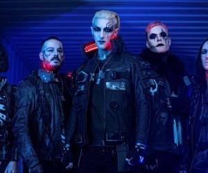 motionless in white scoring