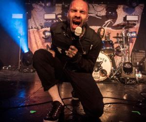 Fever 333's Jason Aalon Butler performing live. Photo credit: Katja Ogrin