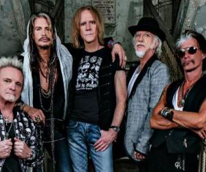 A photo of Aerosmith