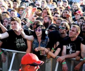 Hang Out Backstage At Soundwave Melbourne!