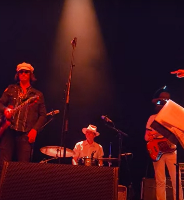 Brian Jonestown Massacre Onstage