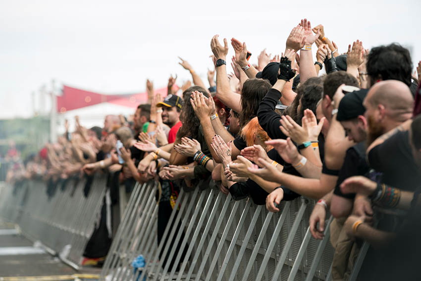 Crowd 7