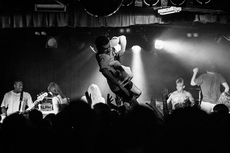 Turnstile at The Corner Hotel. Photo Credit: The Art Of Capture.